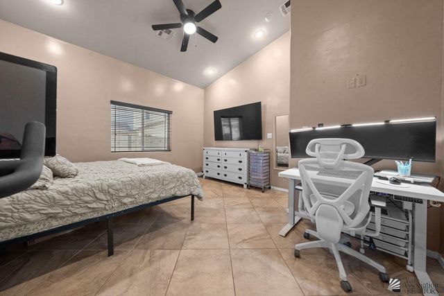 471 N Ismael Solorio Ct, San Luis, AZ 85349