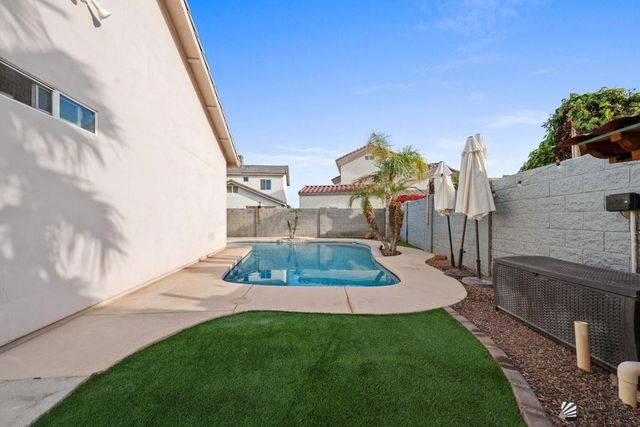 471 N Ismael Solorio Ct, San Luis, AZ 85349