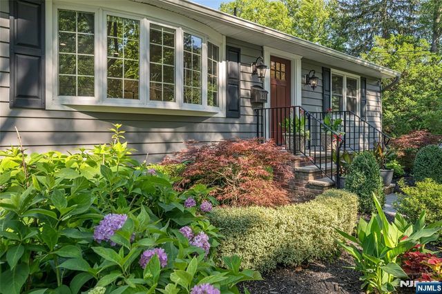 131 Highwood Avenue, Glen Rock, NJ 07452