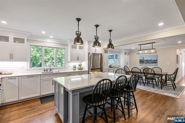 131 Highwood Avenue, Glen Rock, NJ 07452