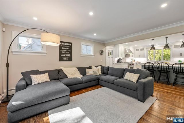 131 Highwood Avenue, Glen Rock, NJ 07452