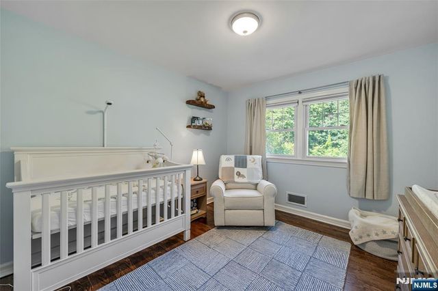 131 Highwood Avenue, Glen Rock, NJ 07452