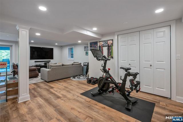 131 Highwood Avenue, Glen Rock, NJ 07452