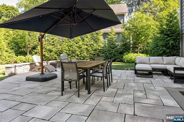 131 Highwood Avenue, Glen Rock, NJ 07452