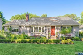 131 Highwood Avenue, Glen Rock, NJ 07452