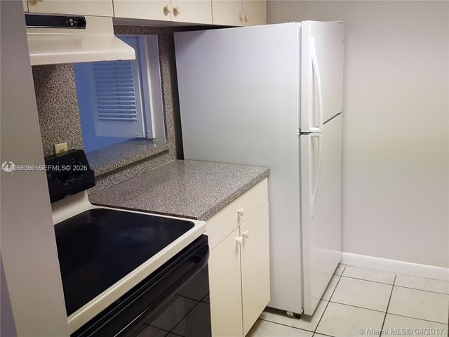 14601 N Kendall Dr 208K, Miami, FL 33186