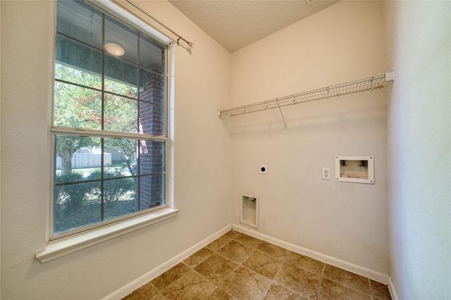 6610 Autumn Sunset Lane, Spring, TX 77379