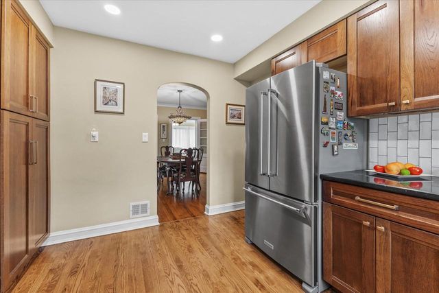 3704 18th AVENUE, Kenosha, WI 53140