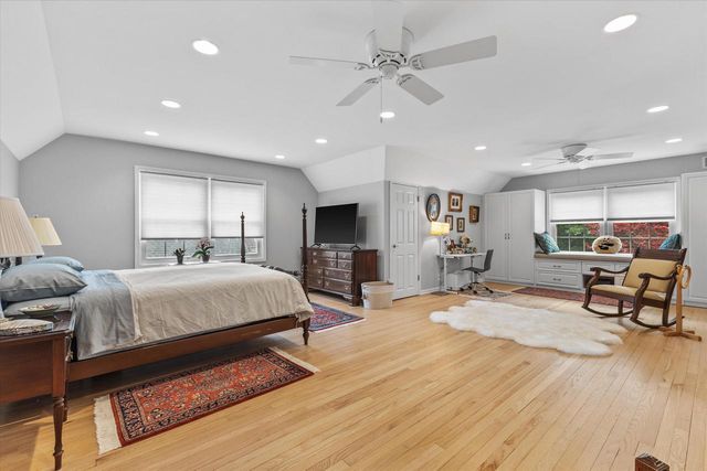 3704 18th AVENUE, Kenosha, WI 53140
