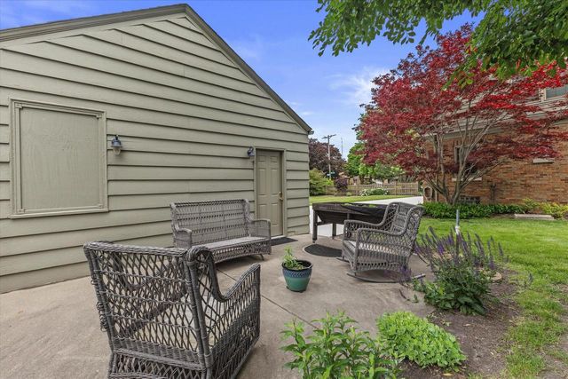 3704 18th AVENUE, Kenosha, WI 53140