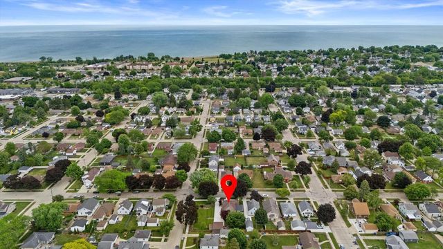 3704 18th AVENUE, Kenosha, WI 53140