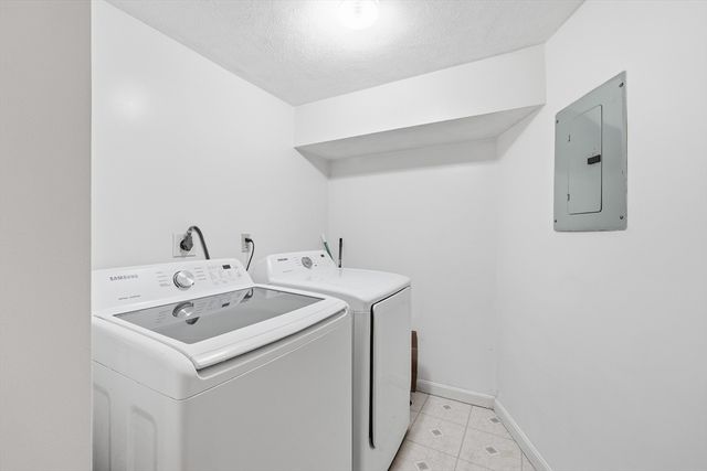 414 Farrwood Drive 414, Haverhill, MA 01835