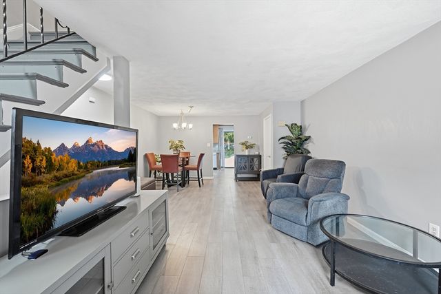 414 Farrwood Drive 414, Haverhill, MA 01835