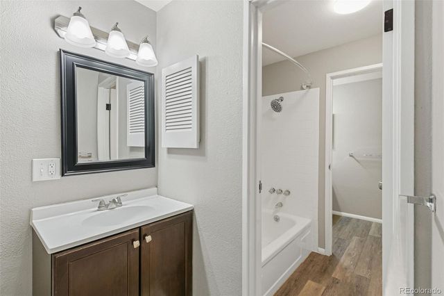 7335 E Quincy Avenue 206, Denver, CO 80237