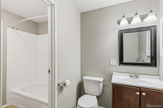 7335 E Quincy Avenue 206, Denver, CO 80237