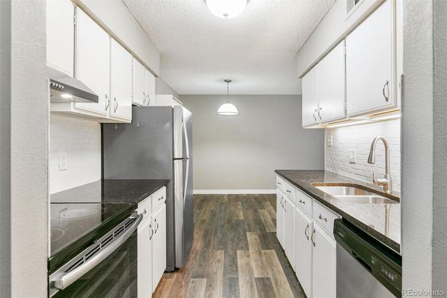 7335 E Quincy Avenue 206, Denver, CO 80237