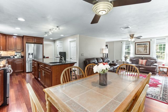 271 Cliff Drive, North Attleboro, MA 02760