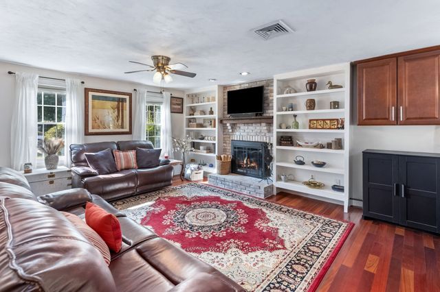 271 Cliff Drive, North Attleboro, MA 02760