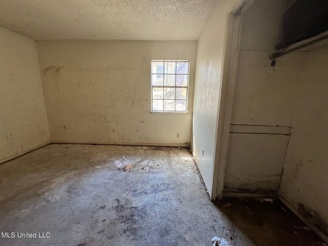 908 Wabash Avenue, Vicksburg, MS 39183