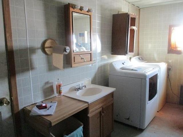 N2952 State Rd 58, Mauston, WI 53948