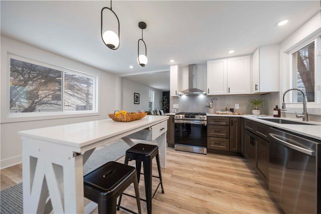 46 Dewey Ave, Irondequoit, NY 14617