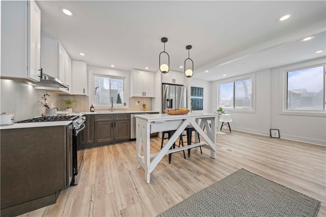 46 Dewey Ave, Irondequoit, NY 14617