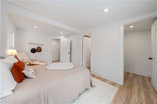 46 Dewey Ave, Irondequoit, NY 14617