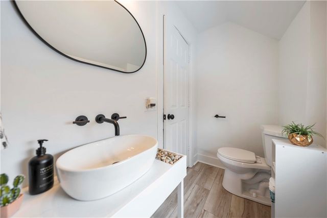 46 Dewey Ave, Irondequoit, NY 14617