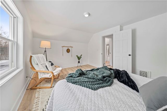 46 Dewey Ave, Irondequoit, NY 14617