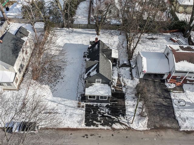 46 Dewey Ave, Irondequoit, NY 14617