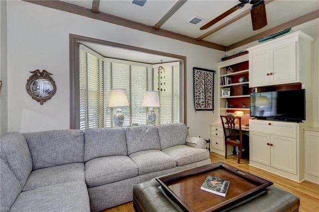 1527 Jamestown RD, Williamsburg, VA 23185