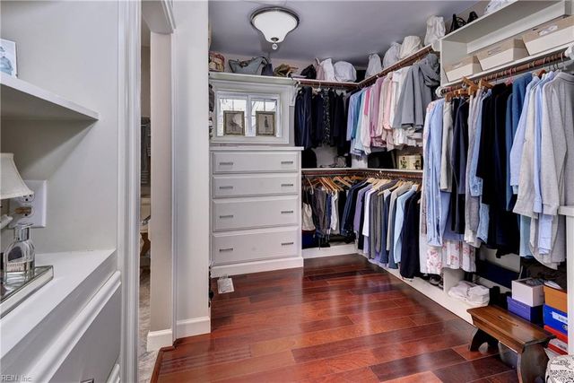 1527 Jamestown RD, Williamsburg, VA 23185