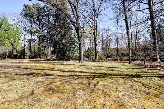 1527 Jamestown RD, Williamsburg, VA 23185