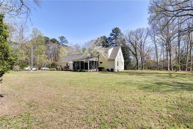 1527 Jamestown RD, Williamsburg, VA 23185