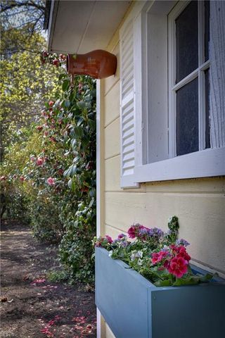 1527 Jamestown RD, Williamsburg, VA 23185