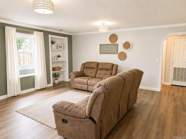 120 Esther Cir Circle, Trumann, AR 72472