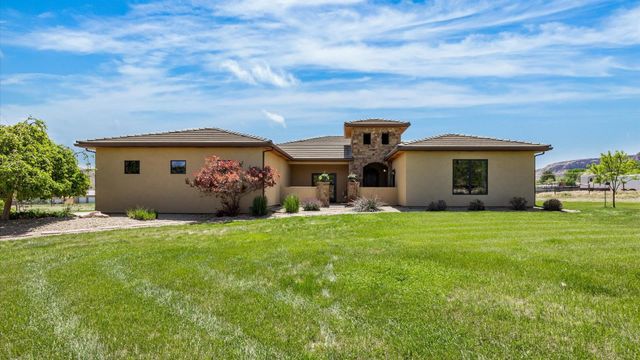 2103 Desert Hills Road, Grand Junction, CO 81507