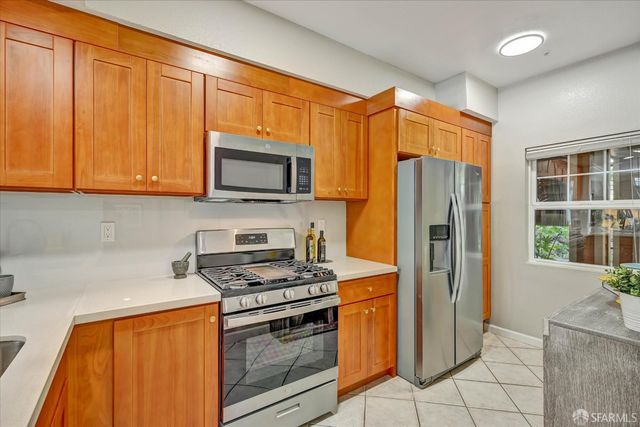 214 Swallowtail Court, Brisbane, CA 94005