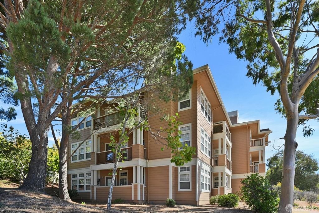 214 Swallowtail Court, Brisbane, CA 94005