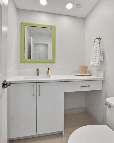 7460 La Paz Boulevard 304, Boca Raton, FL 33433