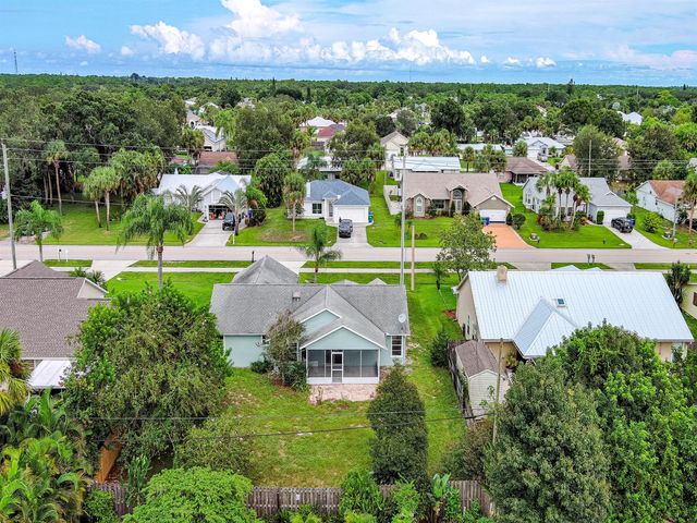 1545 Barber Street, Sebastian, FL 32958