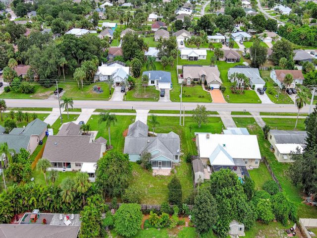 1545 Barber Street, Sebastian, FL 32958