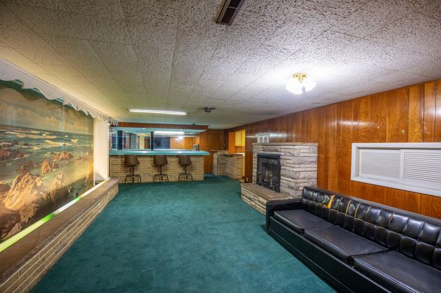 133 N Grand Boulevard, Gary, IN 46403