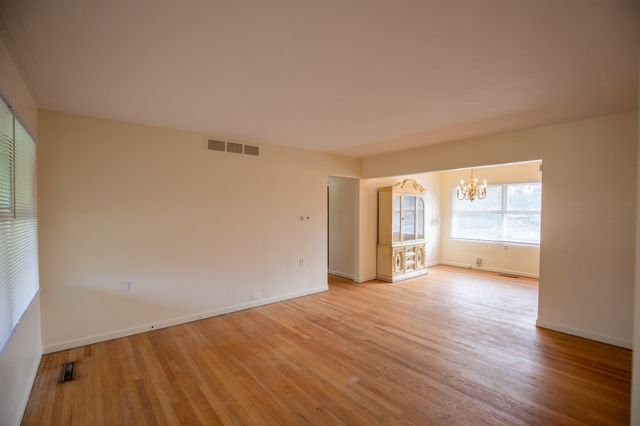 133 N Grand Boulevard, Gary, IN 46403