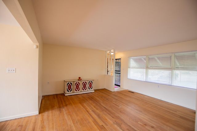 133 N Grand Boulevard, Gary, IN 46403