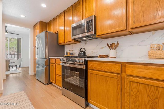 530 Sonata Way C, Simi Valley, CA 93065