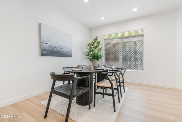 530 Sonata Way C, Simi Valley, CA 93065