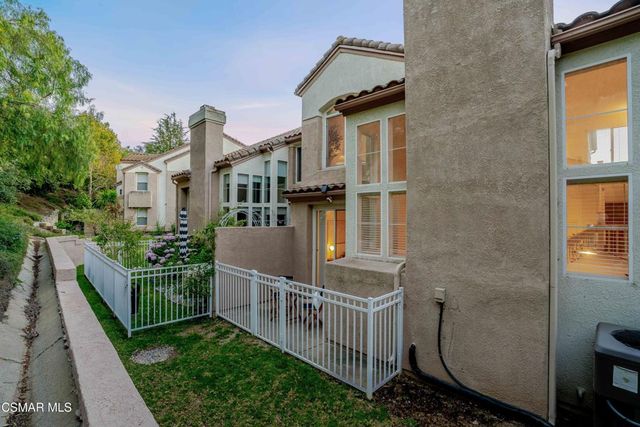 530 Sonata Way C, Simi Valley, CA 93065