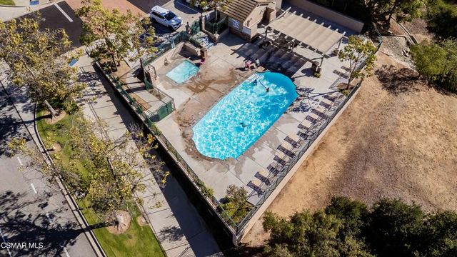 530 Sonata Way C, Simi Valley, CA 93065