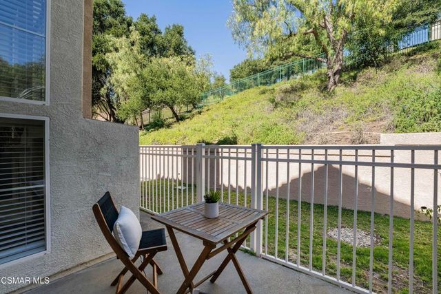 530 Sonata Way C, Simi Valley, CA 93065